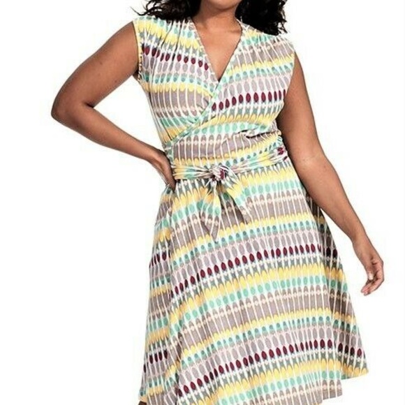 XL 1X EFFIE'S HEART FIT & FLARE THERESA wrap DRESS - Picture 3 of 4